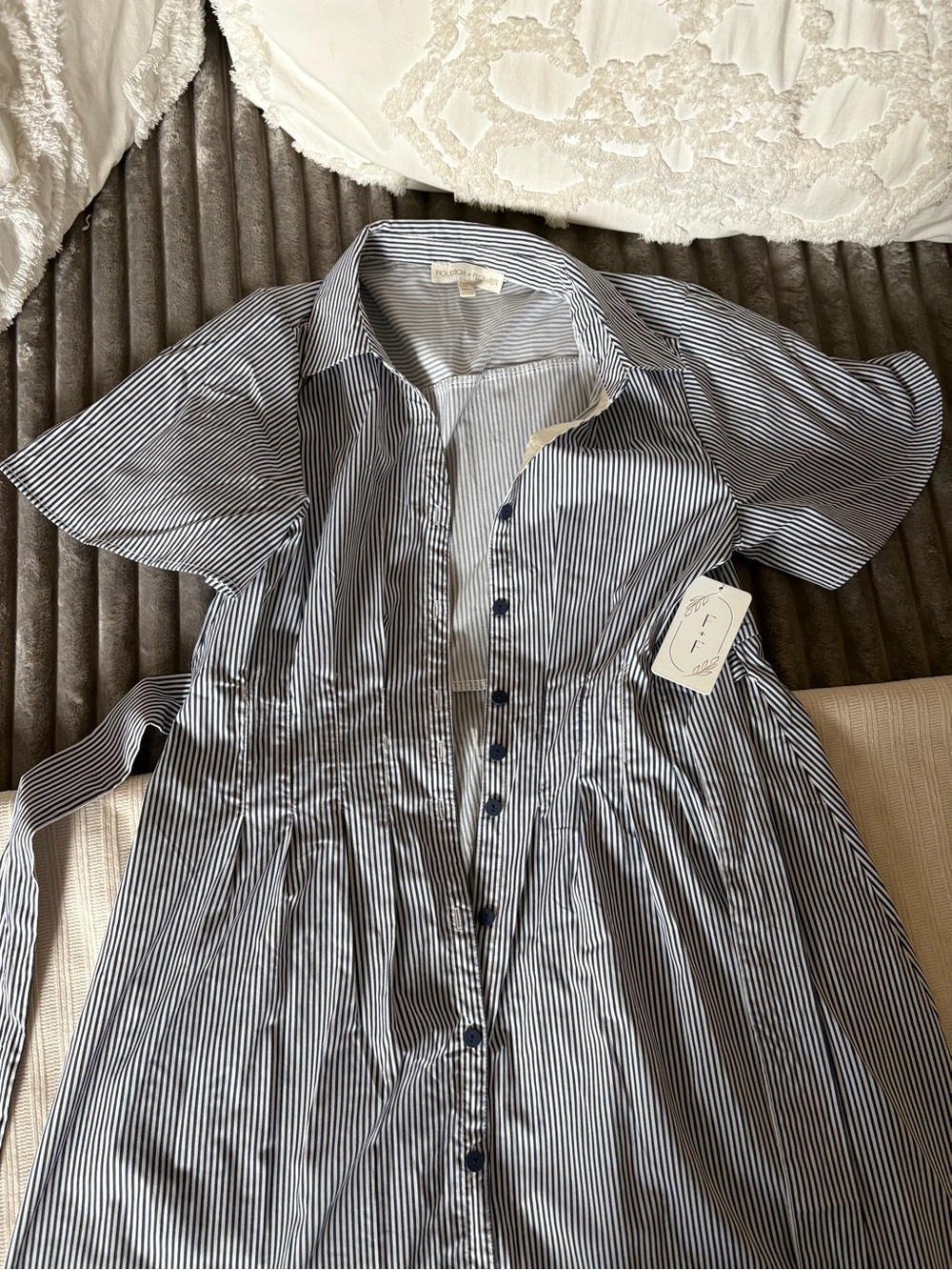 Figueroa + Flower Striped Button-Front Dress in Navy and White Figueroa & Flower - Picture 2 of 8